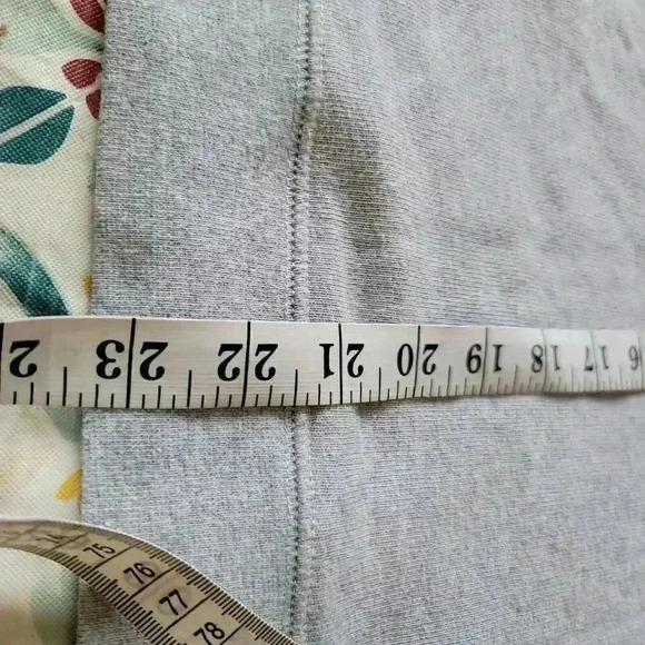 Maison Labiche L'aventure Grey Beaded Crew Neck Sweatshirt Size Medium - Picture 7 of 8